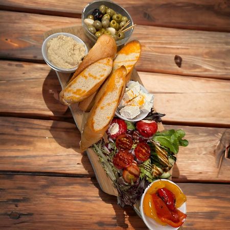 The Six Bells Bed and Breakfast Ρότσεστερ Εξωτερικό φωτογραφία